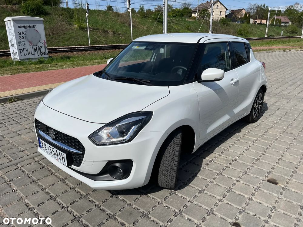 Suzuki Swift 1.2 Dualjet Hybrid CVT Comfort - 10