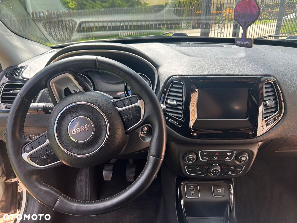 Jeep Compass 1.4 TMair Limited FWD S&S - 25