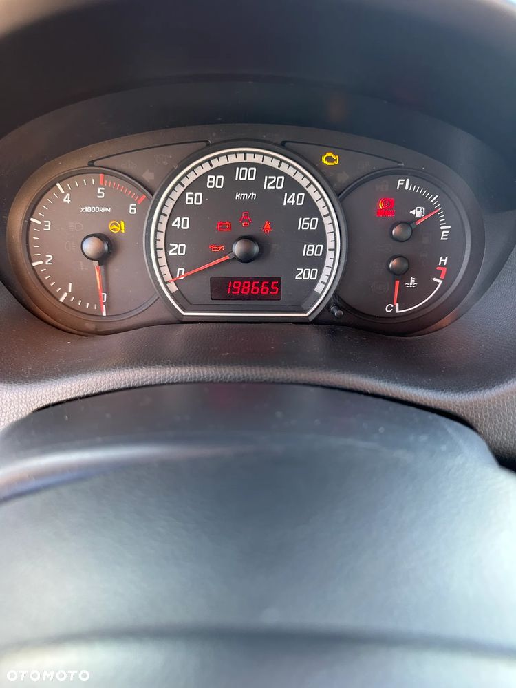 Suzuki Swift 1.3 DDiS Comfort - 15