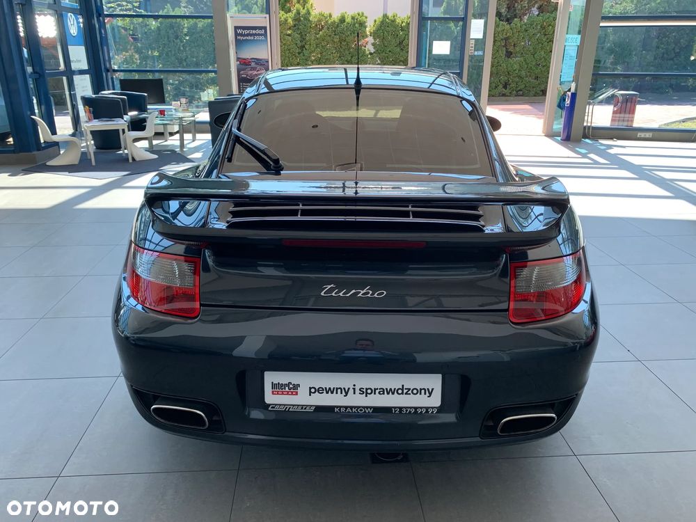 Porsche 911 - 8