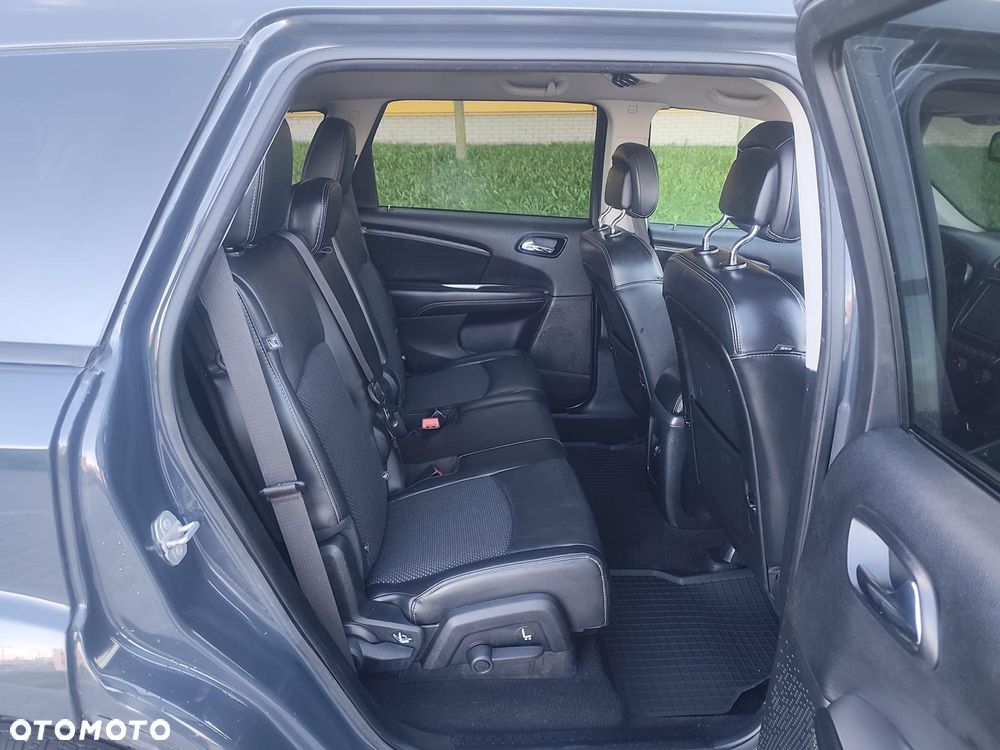 Dodge Journey - 9