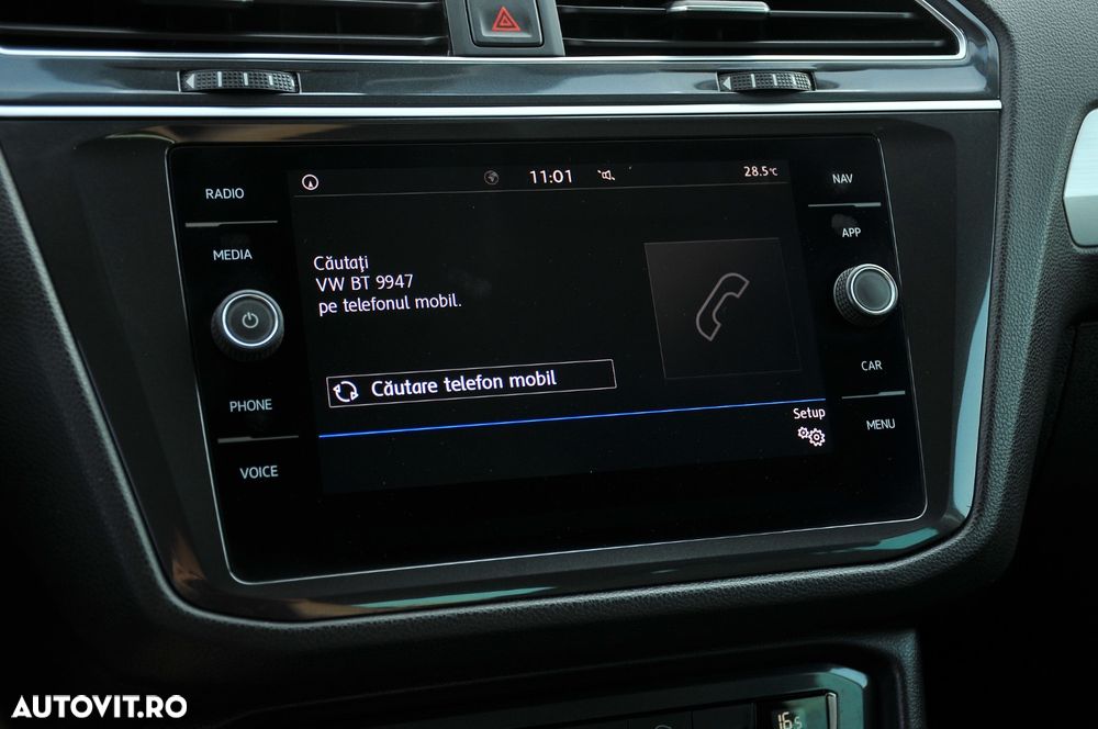 Volkswagen Tiguan - 19