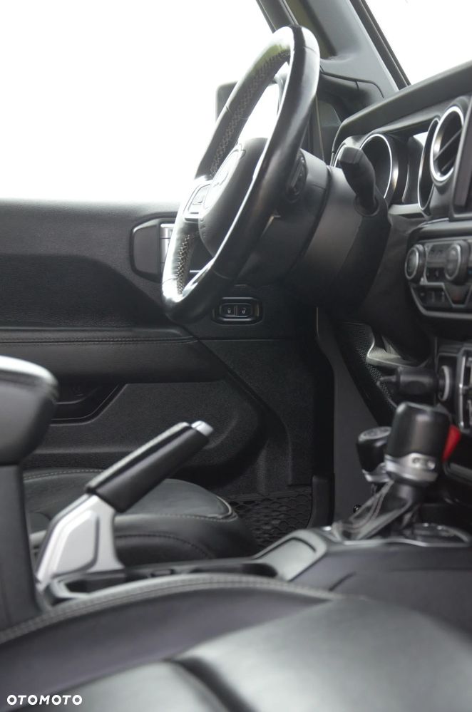 Jeep Wrangler Unlimited GME 2.0 Turbo Sahara - 22