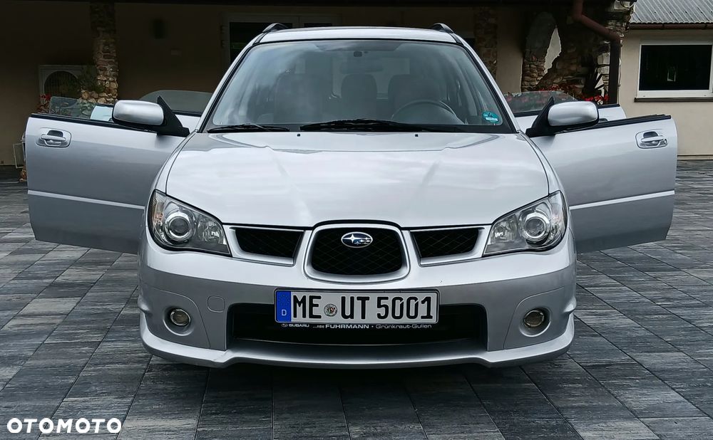 Subaru Impreza SW 2.0 RS - 11