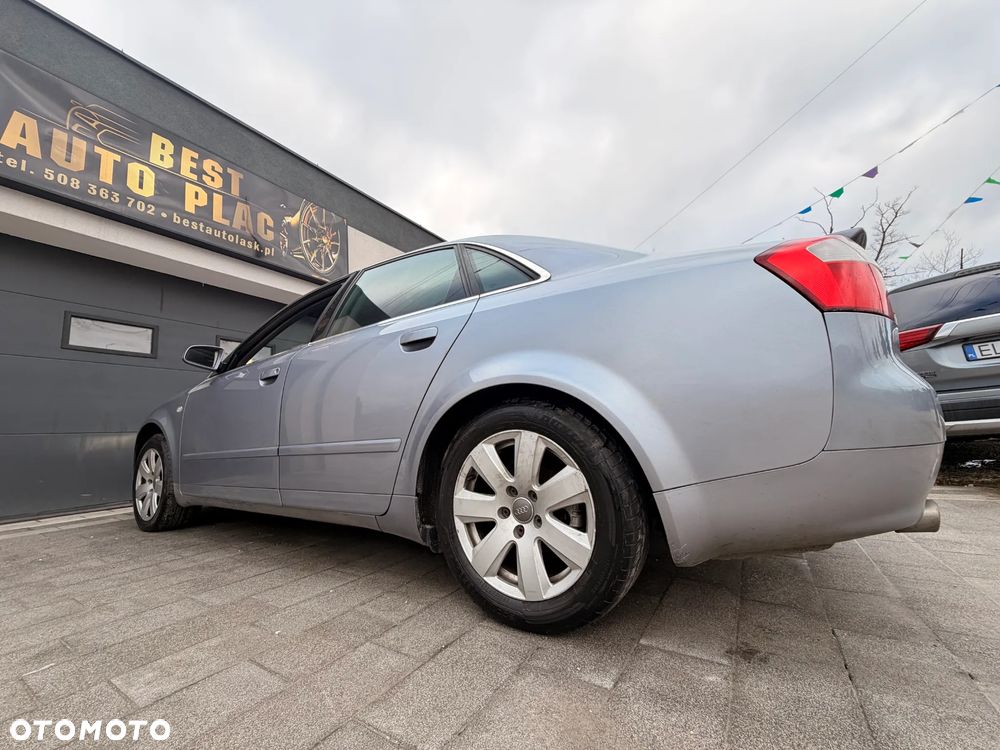 Audi A4 Limousine 1.8T - 9