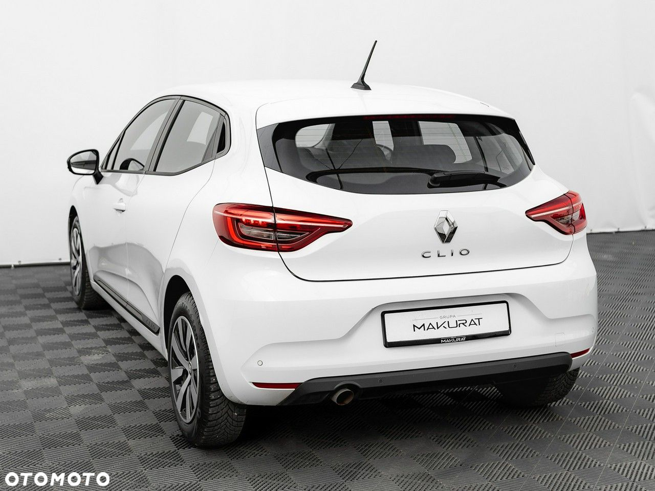 Renault Clio 1.0 TCe Equilibre - 5