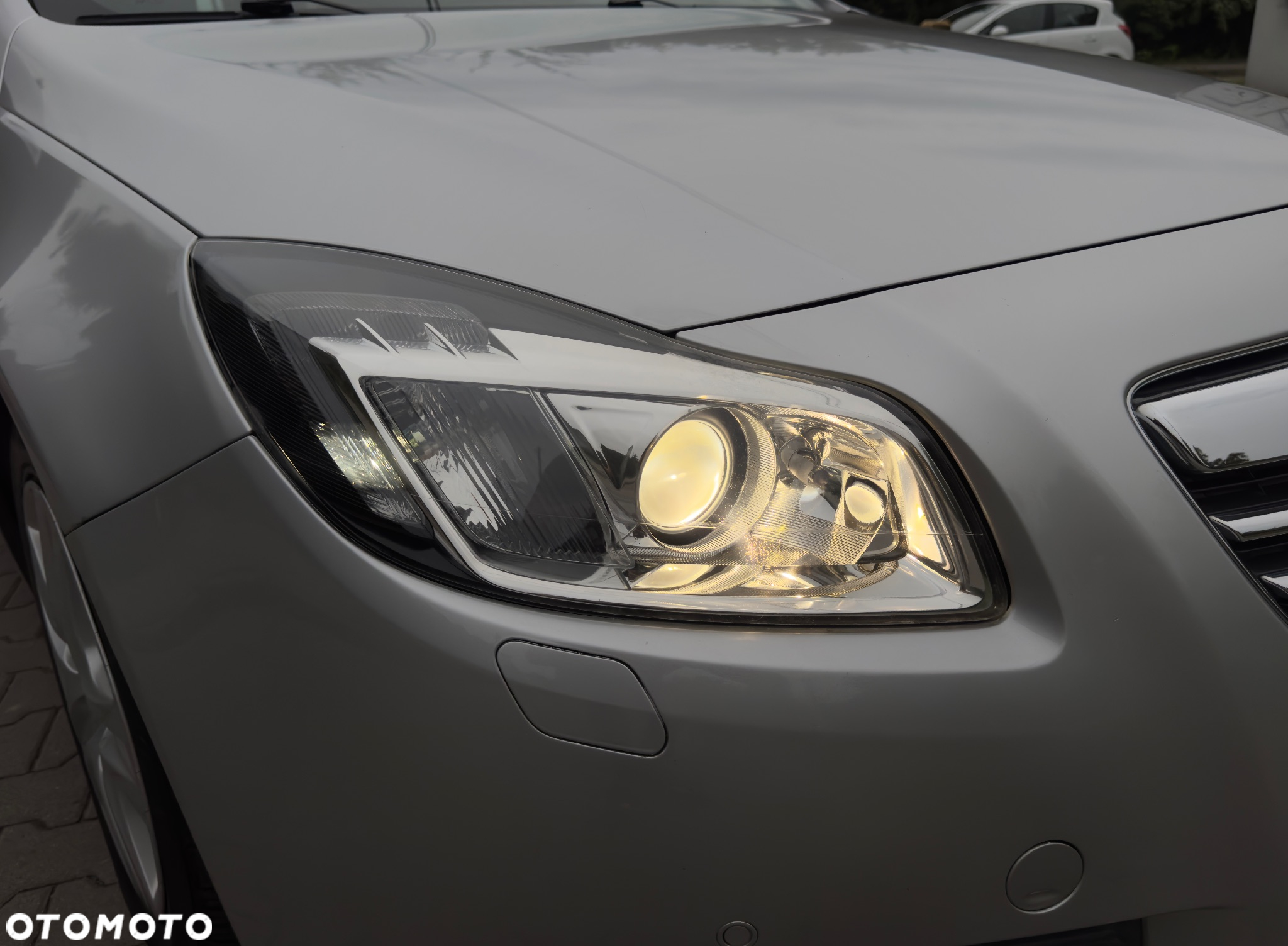 Opel Insignia 1.8 Sports Tourer Cosmo - 25