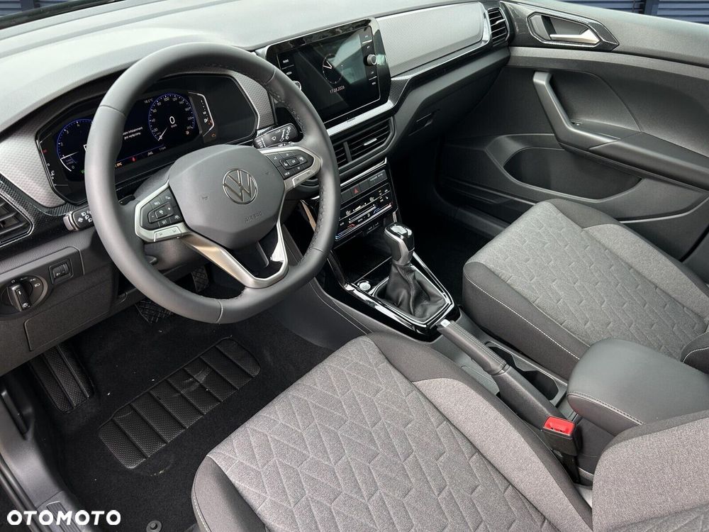 Volkswagen T-Cross - 6