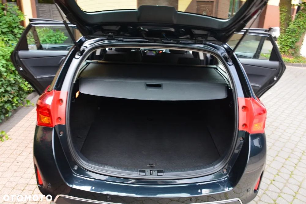Toyota Auris Hybrid 135 Prestige - 18