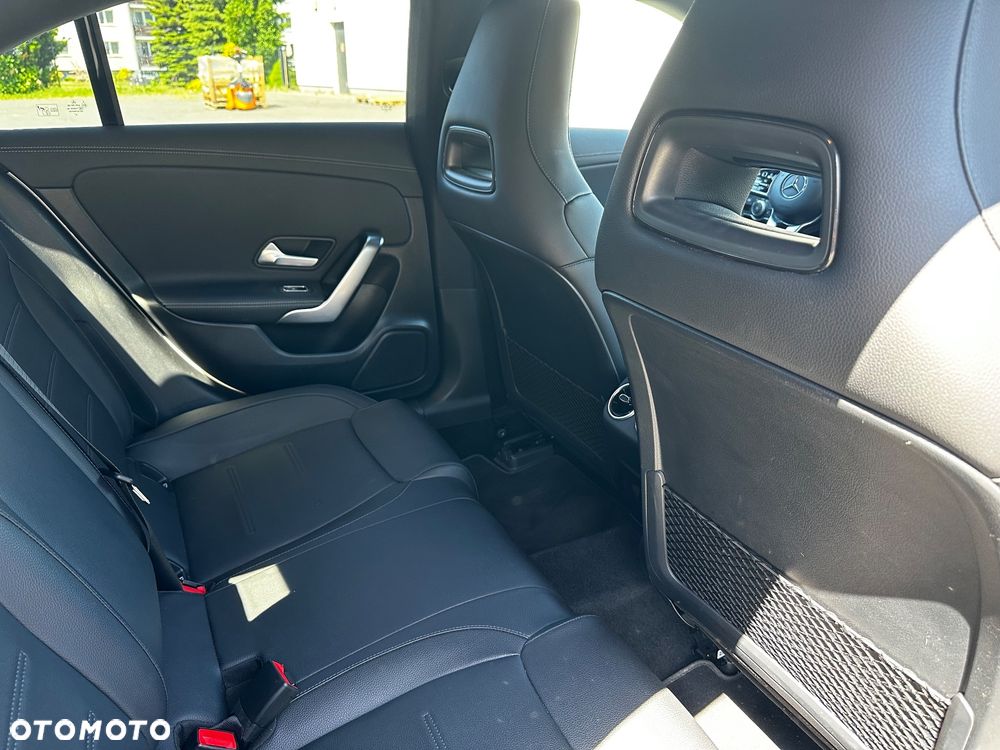 Mercedes-Benz CLA 200 7G-DCT Edition 2021 - 19