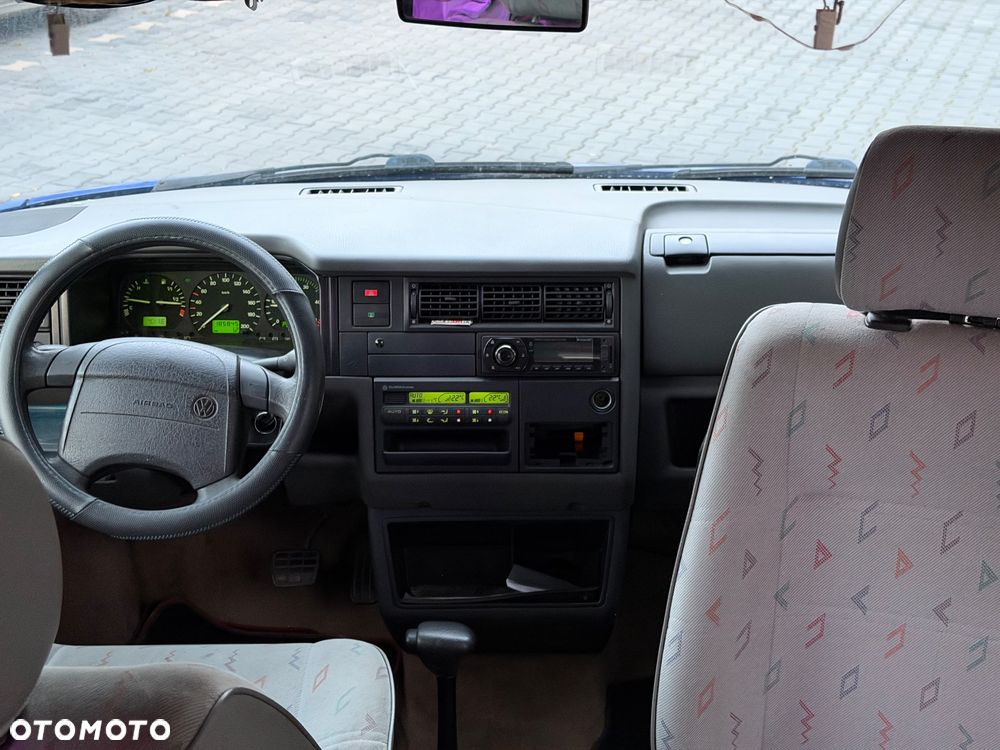 Volkswagen California - 18