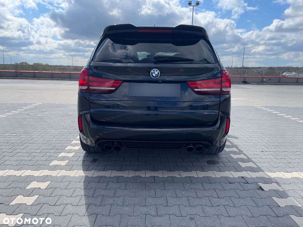 BMW X5 xDrive50i - 5