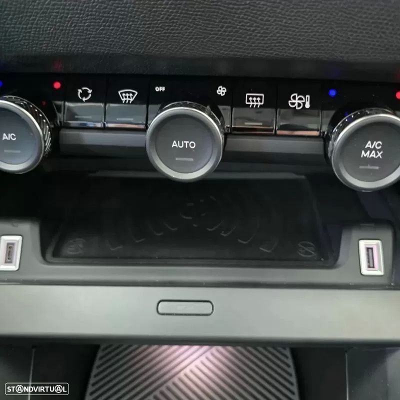 Citroën C4 X PureTech 130 Stop&Start EAT8 MAX - 39