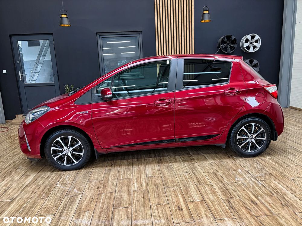 Toyota Yaris 1.5 VVT-i Selection - 11