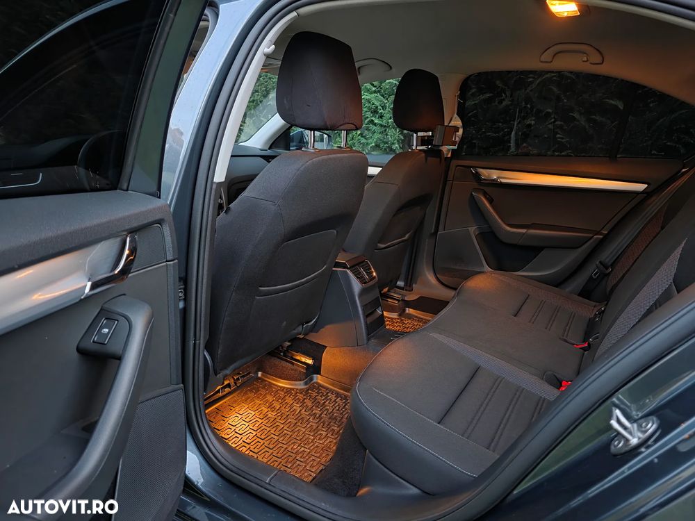 Skoda Octavia 1.4 TSI Style - 7