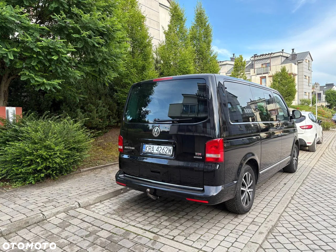 Volkswagen Multivan - 2