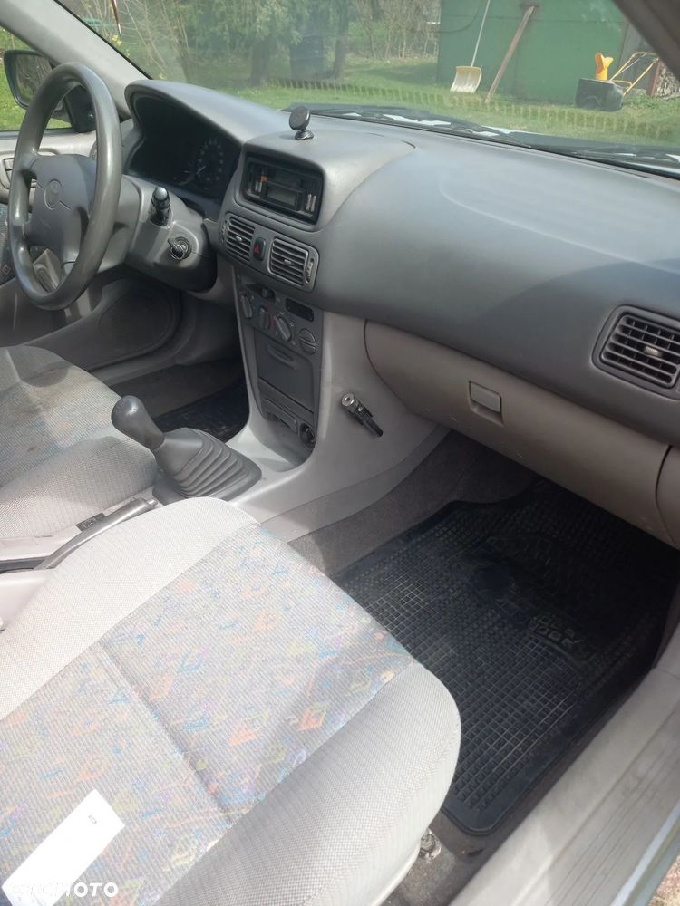 Toyota Corolla 1.4 - 5