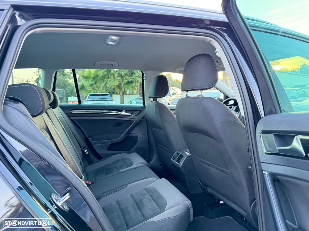 VW Golf Variant 1.6 TDi R-Line - 6