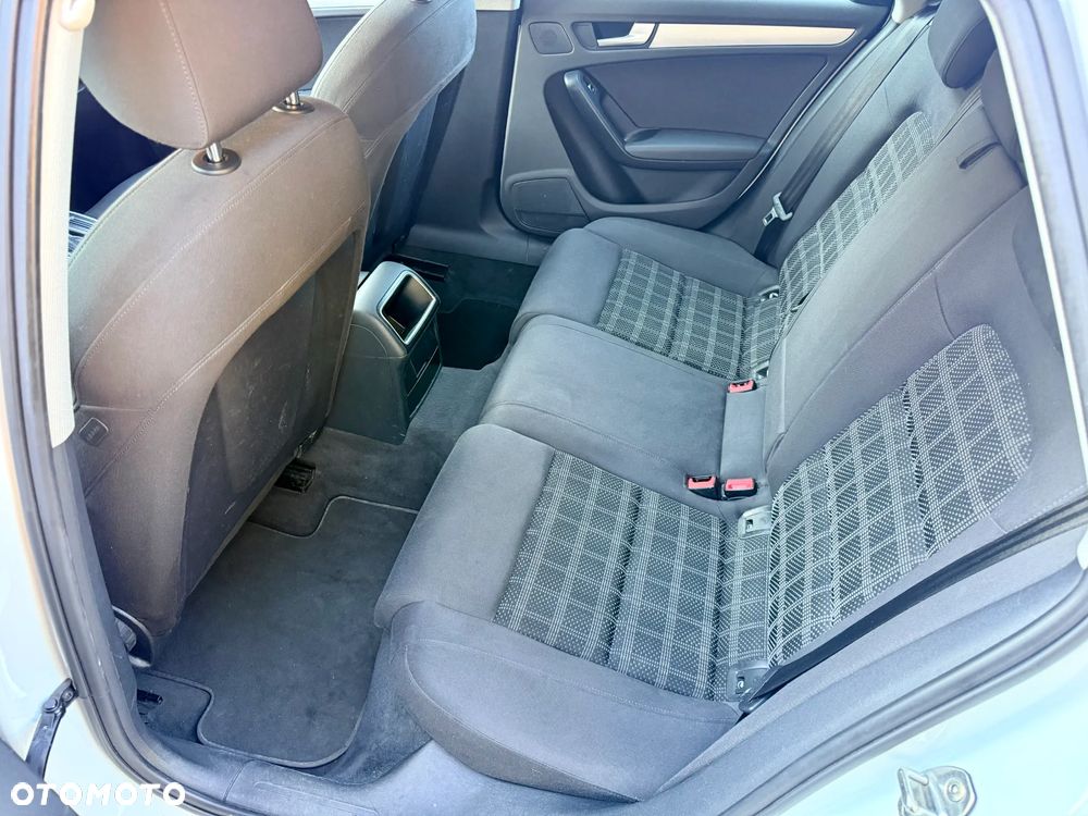 Audi A4 Avant 2.0 TDI DPF multitronic Ambition - 16