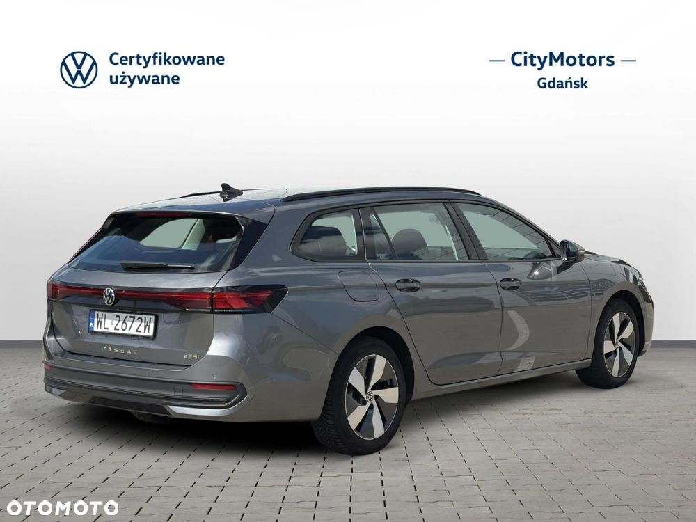 Volkswagen Passat - 7