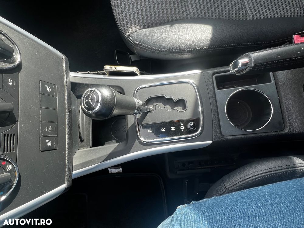 Mercedes-Benz B 200 - 12