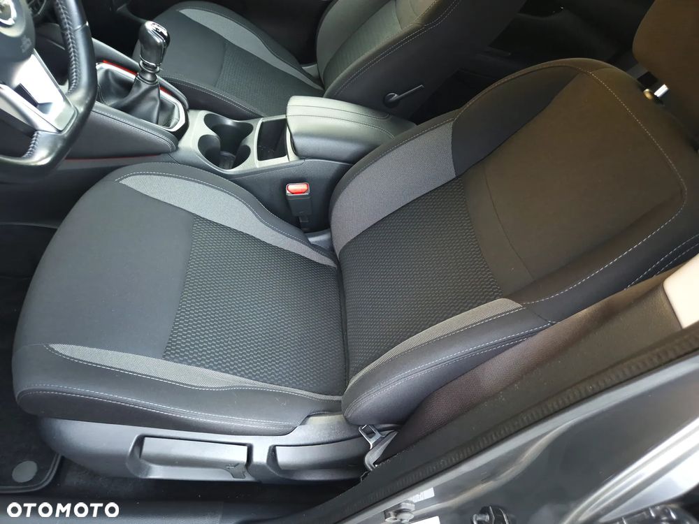 Nissan Qashqai - 17