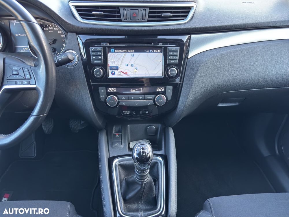 Nissan Qashqai 1.6 DCI N-Connecta - 15