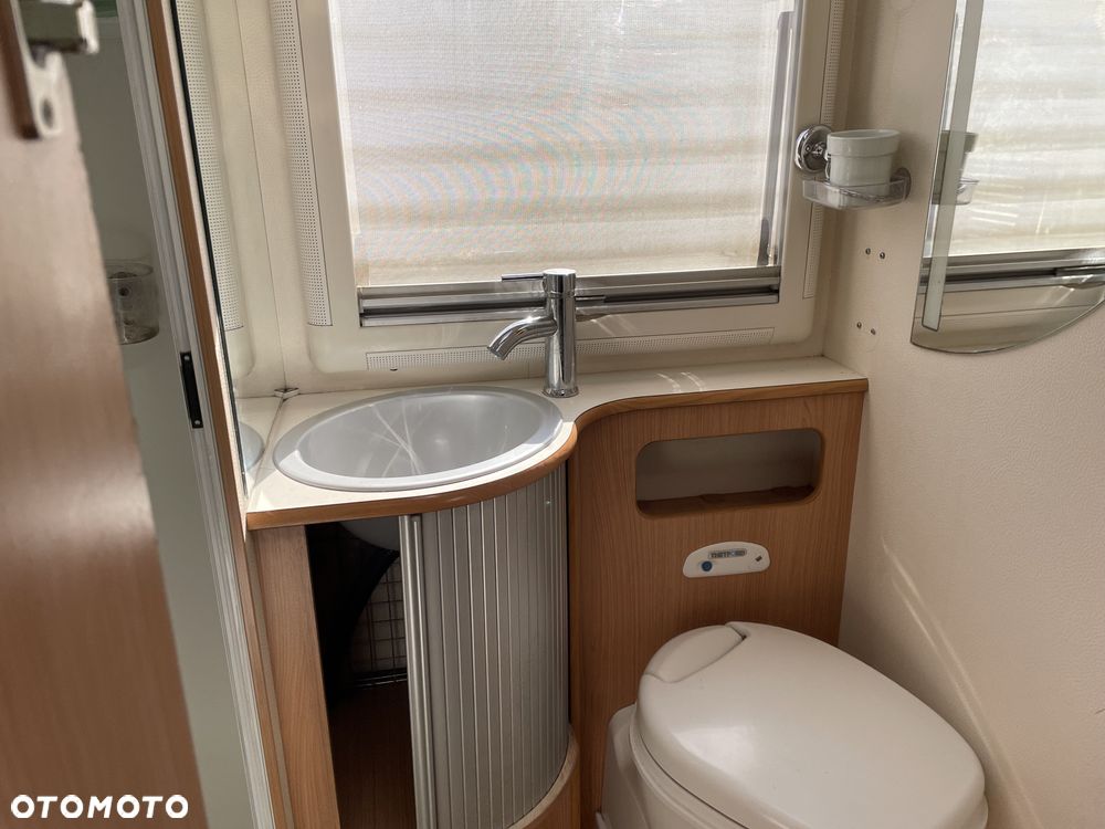 Adria Adriatik Vision i707 SG - 27