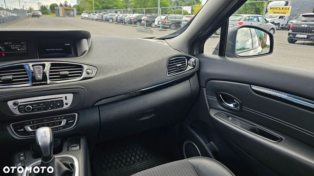 Renault Scenic 2.0 16V Privilege CVT Euro5 - 11