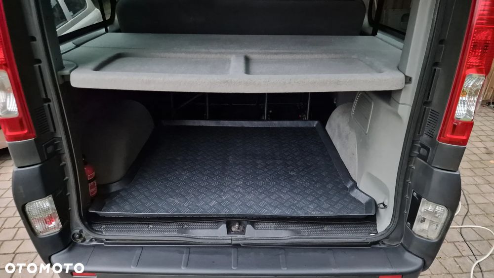 Renault Trafic Grand Passenger Pack Clim - 19