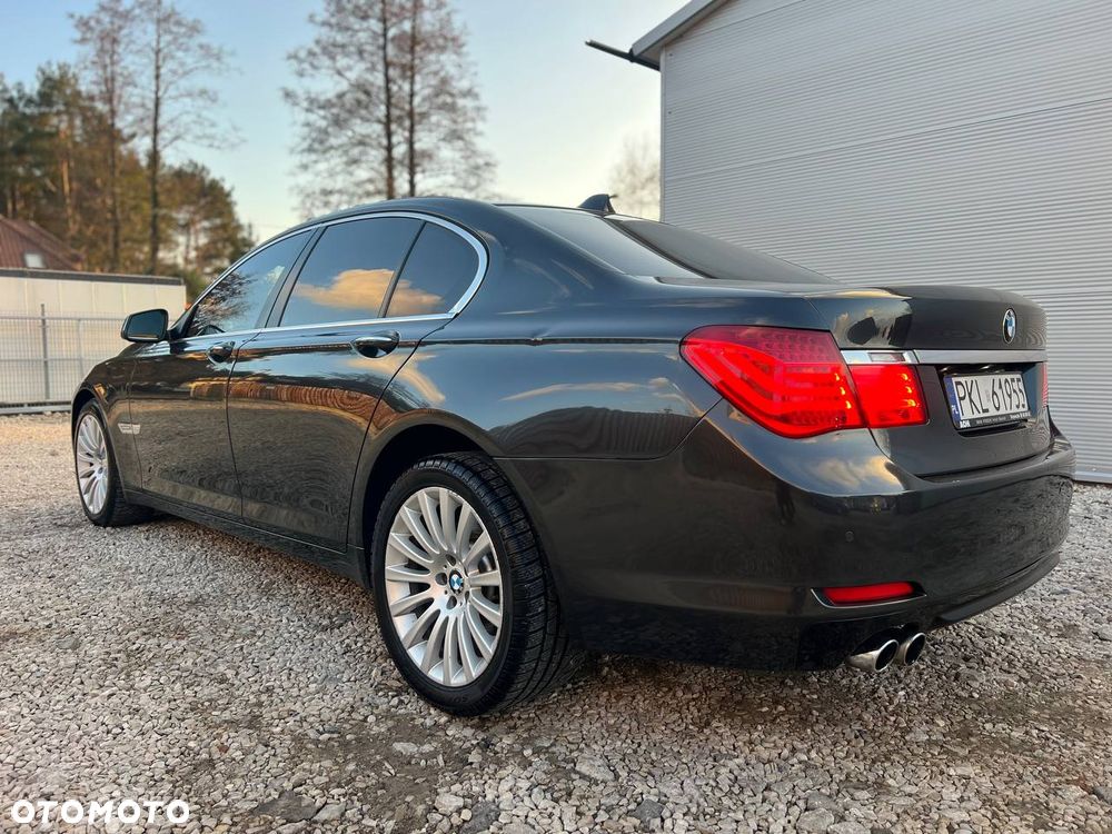 BMW Seria 7 730d - 6