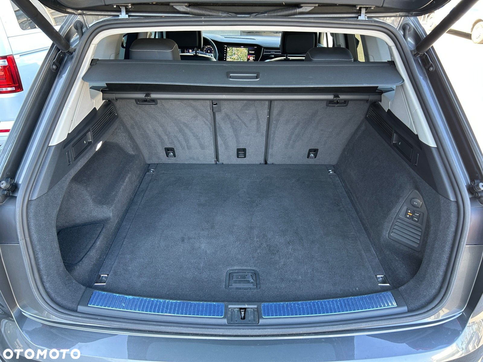 Volkswagen Touareg 3.0 V6 TDI SCR 4Mot Elegance - 9