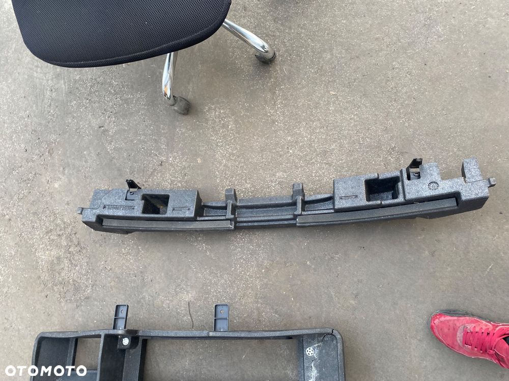 RENAULT CAPTUR 2 II ORYGINALNY !!! WLOT  KIEROWNICA POWIETRZA  Łapacz telewizor ekran  obudowa wypełnienie pianka styropian pas 626531089R + absorber styropianowy 620907296R pod zderzak zderzaka - 10