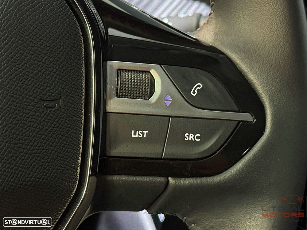 Peugeot 208 1.2 PureTech Allure - 23