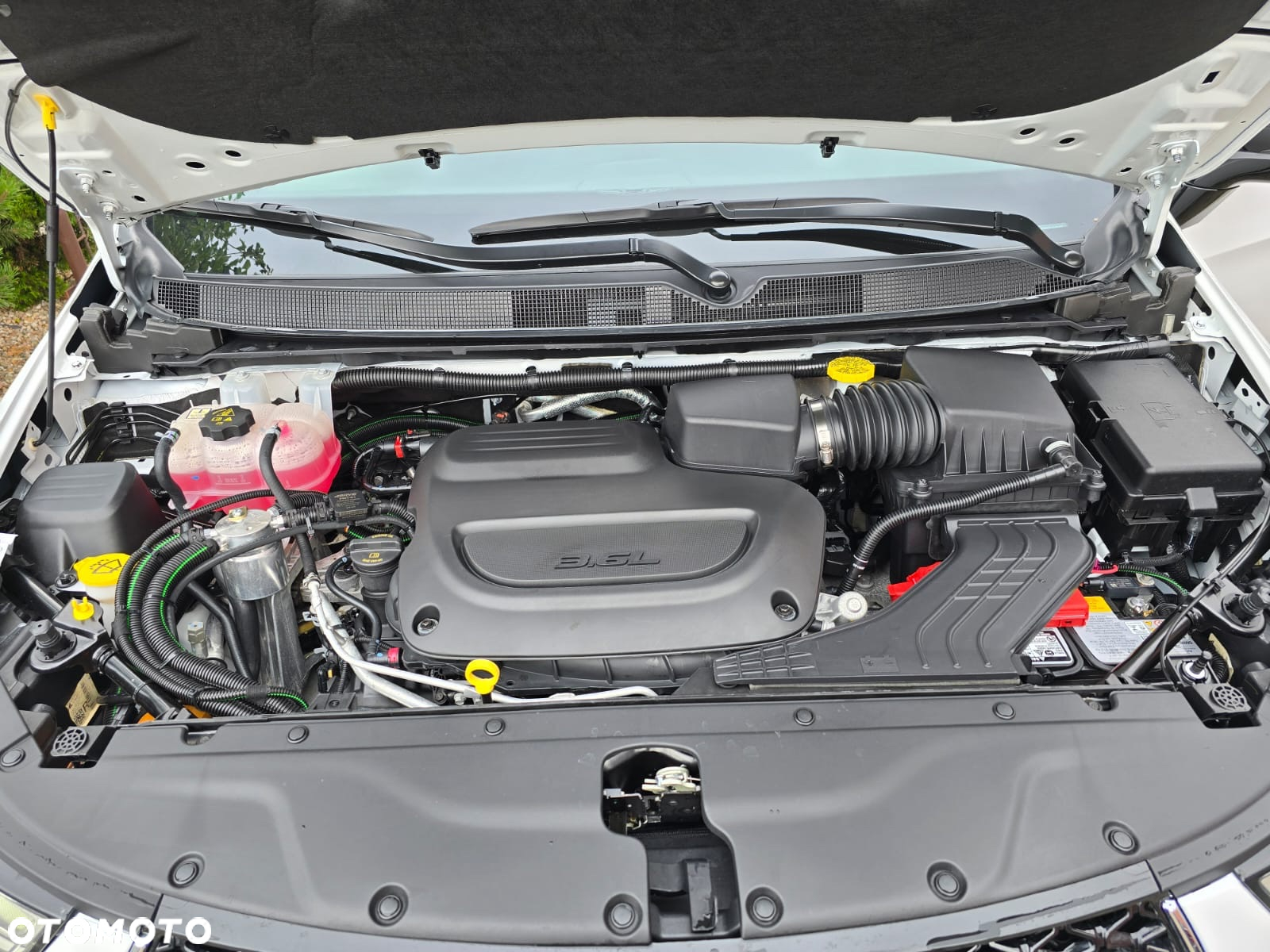 Chrysler Pacifica - 11