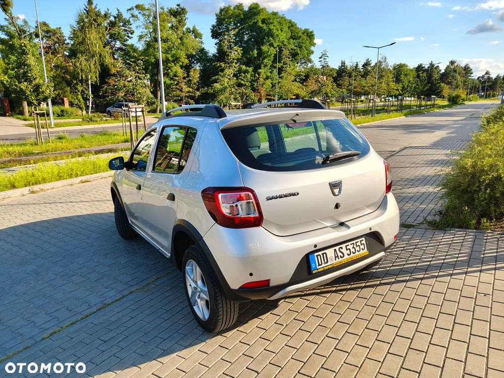 Dacia Sandero Stepway TCe 90 (S&S) Celebration - 17