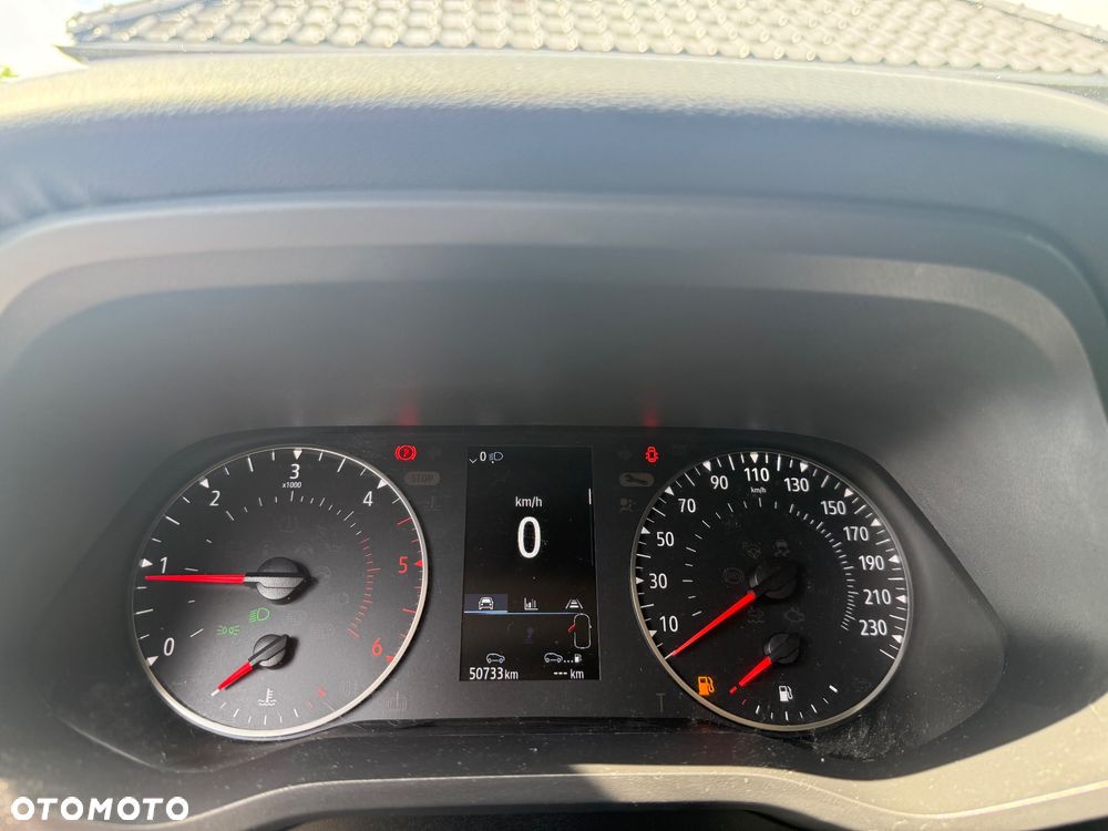 Renault Trafic 2.0 dCi - 12