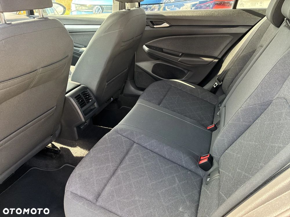 Volkswagen Golf 1.5 eTSI mHEV Life DSG - 12
