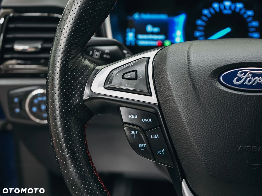Ford Mondeo - 19
