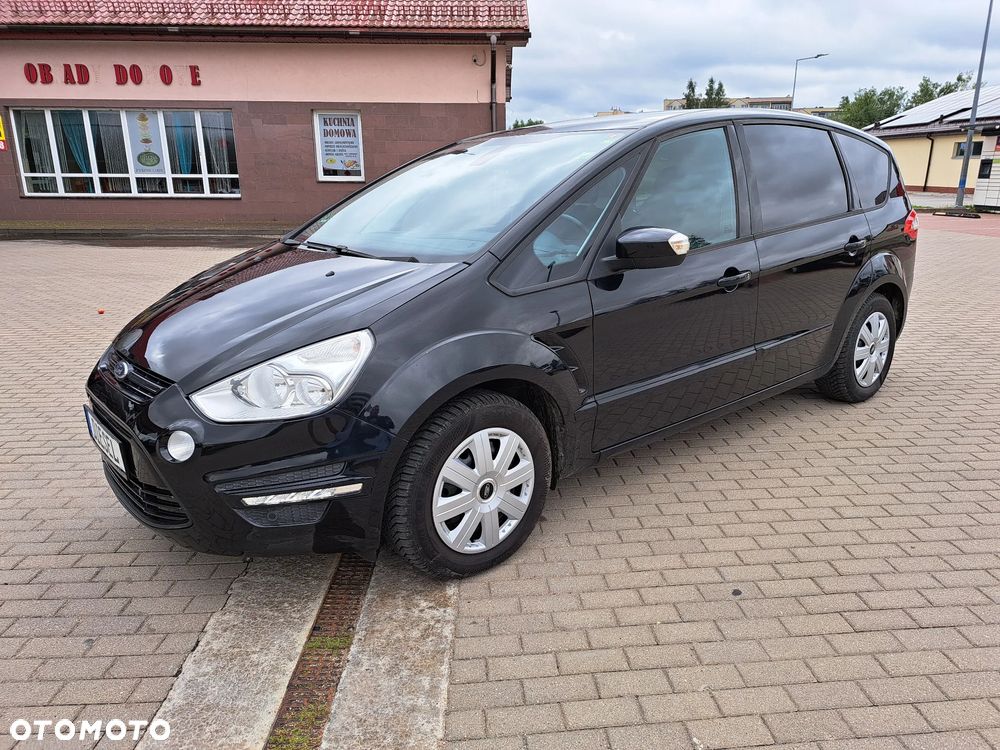 Ford S-Max - 12