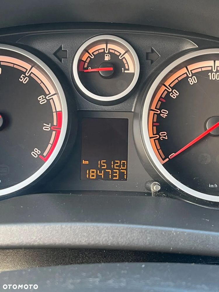 Opel Corsa 1.4 16V Edition 111 Jahre - 11