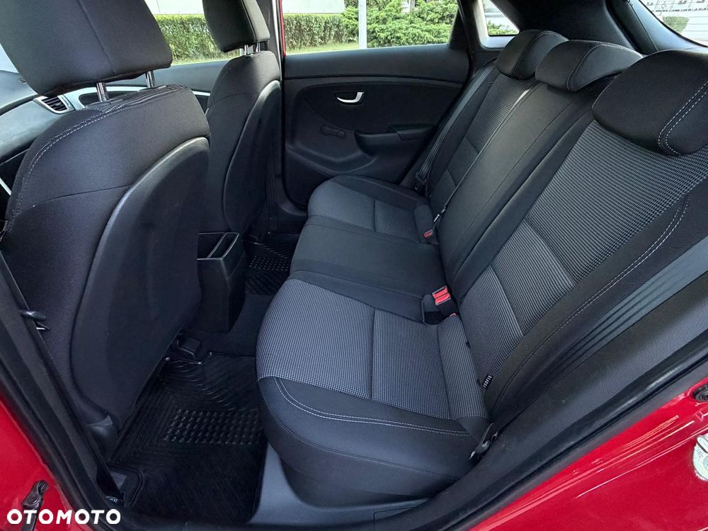 Hyundai i30 1.4 Trend - 25
