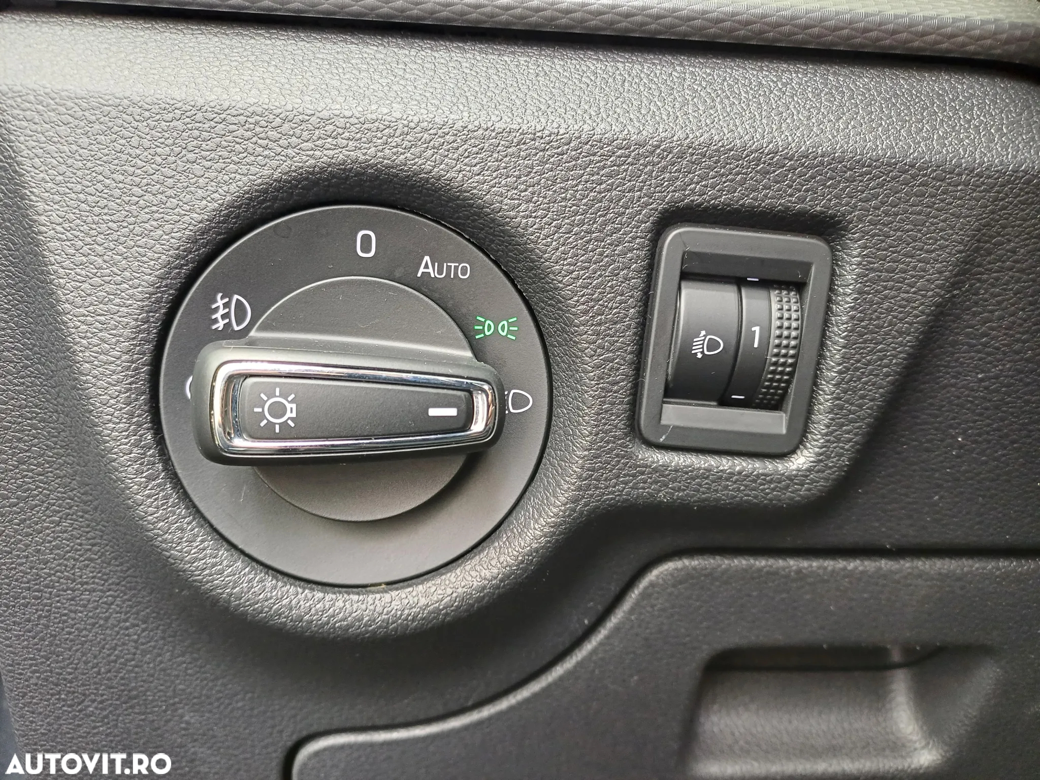 Skoda Scala 1.6 TDI DSG Ambition - 9