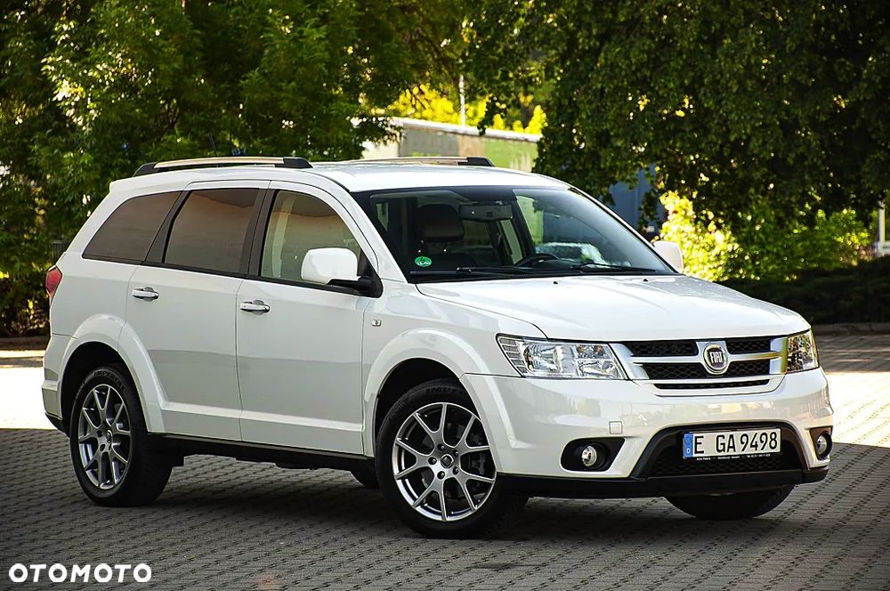 Fiat Freemont 2.4 16V VVT Automatik Lounge - 3