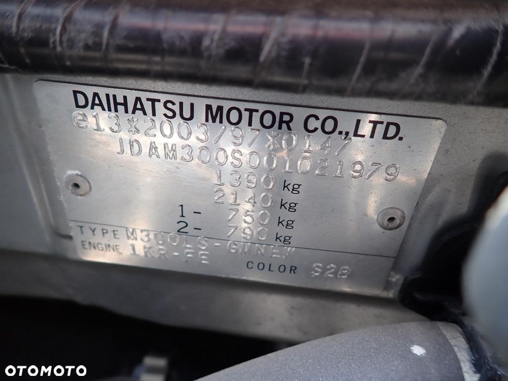 CZĘŚCI - Daihatsu Sirion II M300 1,0 69KM 1KR-FE HB 5D LIFT lakier S28 2008r. INDEX - 10094 - 17