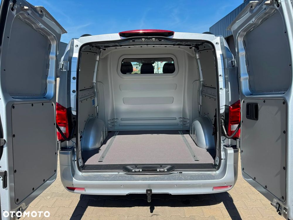 Mercedes-Benz Vito - 21