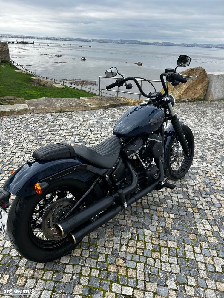 Harley-Davidson Softail Street Bob 33.1 kW - 2