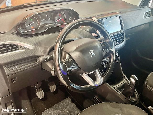 Peugeot 208 1.6 BlueHDi Style - 6