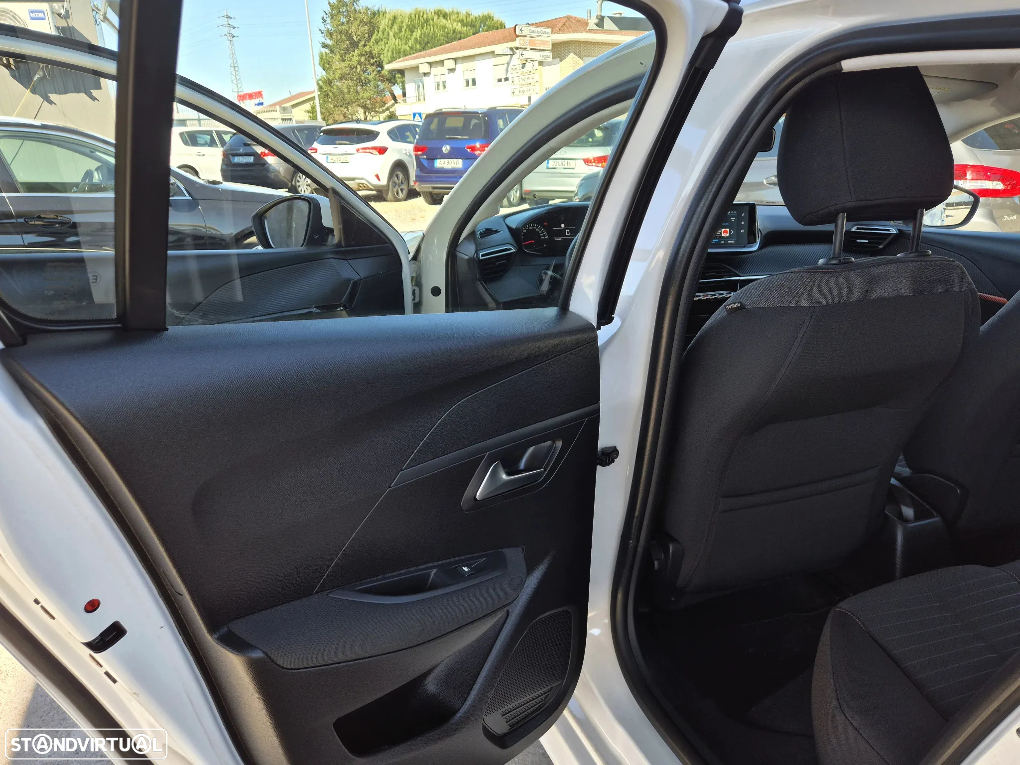 Peugeot 208 1.2 PureTech Active Pack - 15
