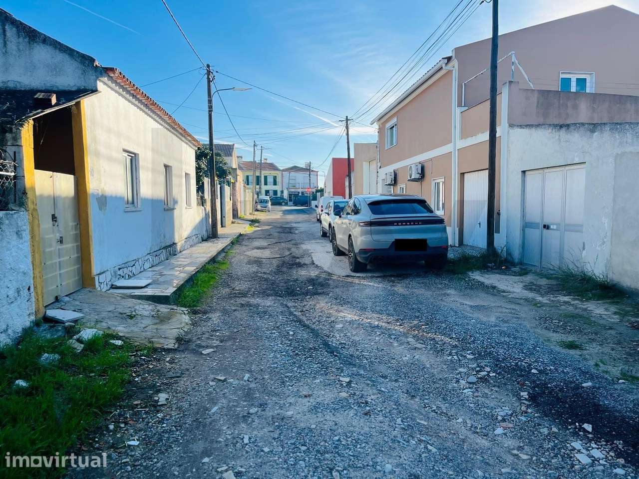 Vende Terreno Urbano de 256m2 em Santo António da Charneca - Grande imagem: 4/7